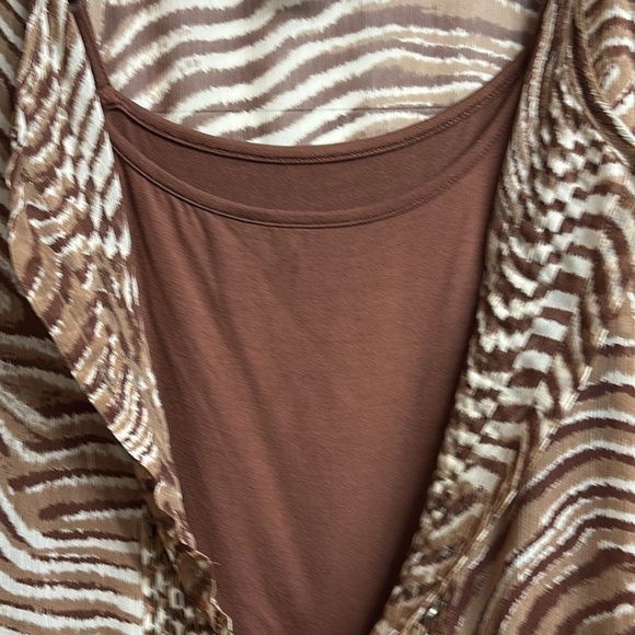 Multiples Ladies Brown Animal Print Tunic W/Buttons & Attached Camisole Size 2X - Picture 6 of 15